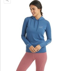 Vineyard Vines Small Whale Tail Performance Hoodie